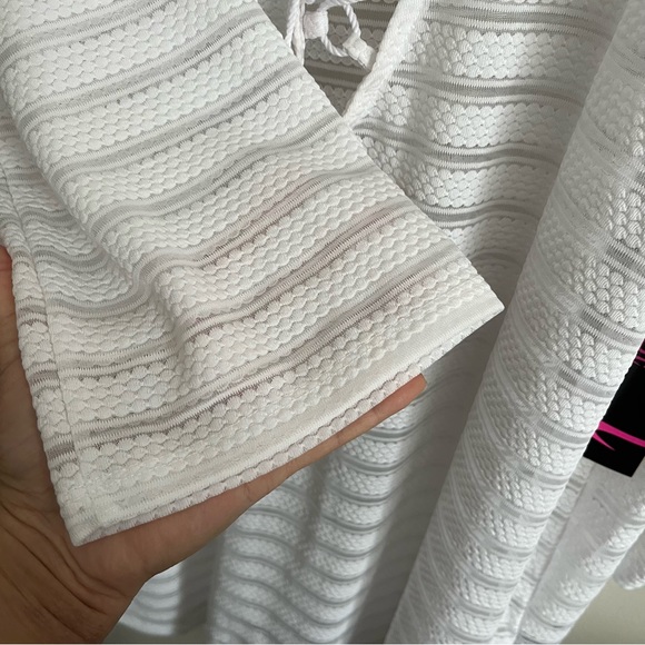 3/$40 New With Tags ACX active Beach Cover Up - Picture 3 of 6